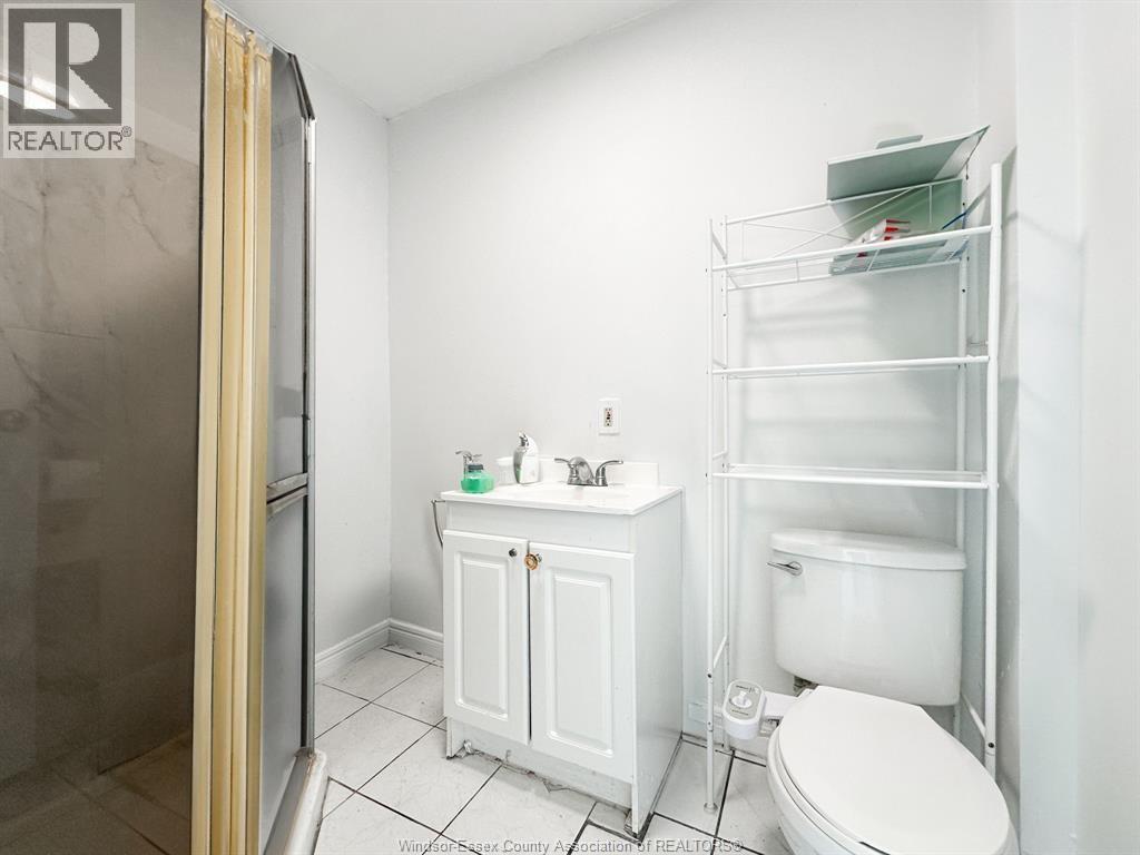 421 Hall Property Photo 14