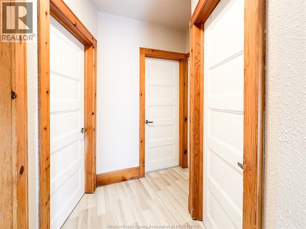 421 Hall Property Photo 16