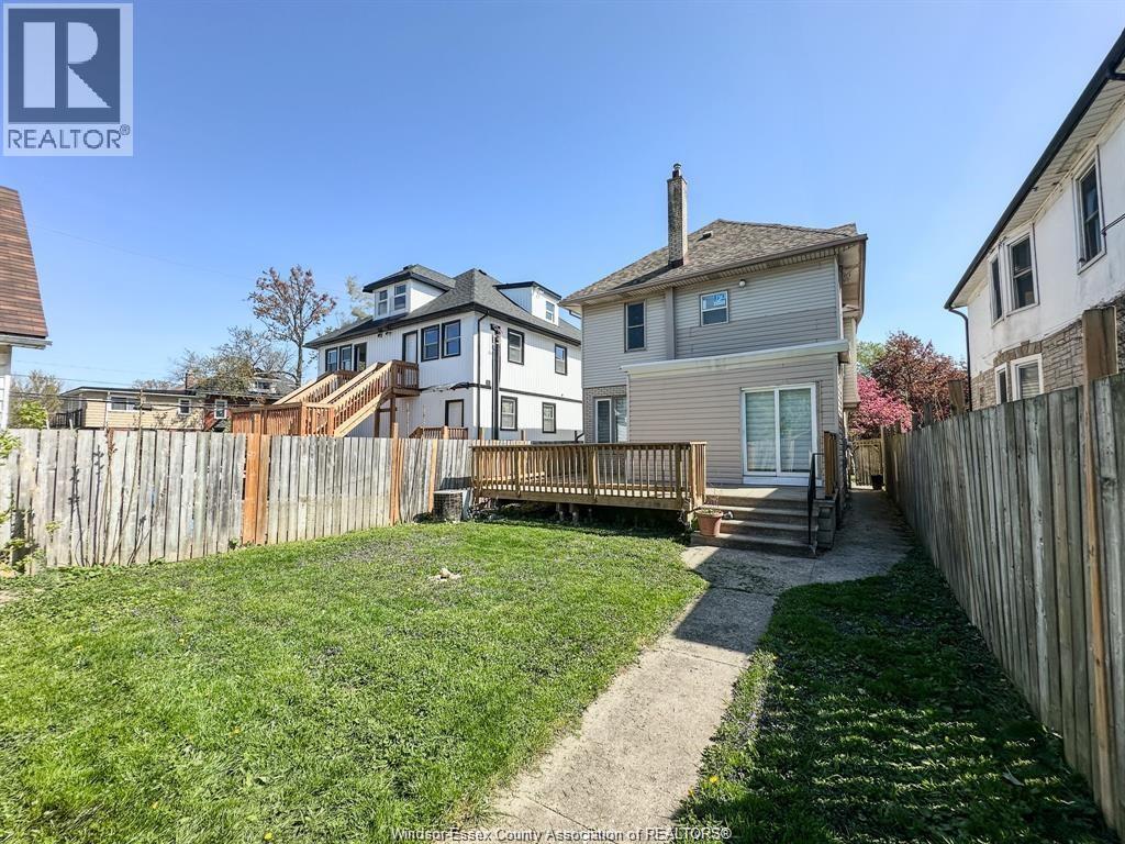 421 Hall Property Photo 23
