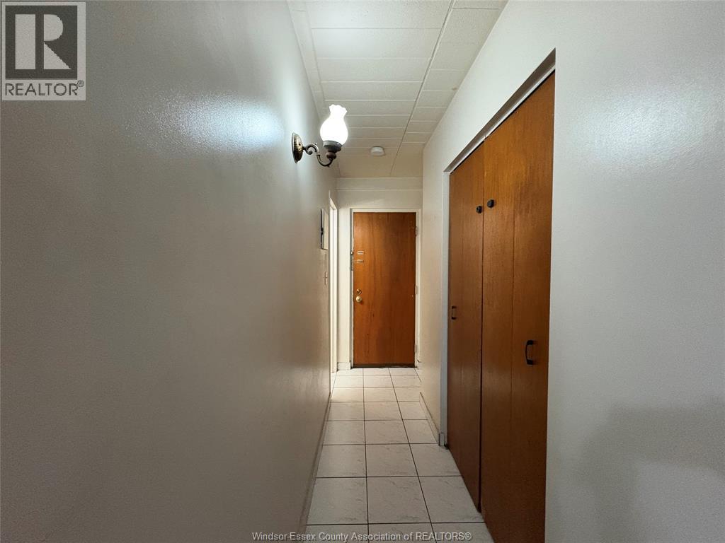 3044 Sandwich Unit# 203 Property Photo 4