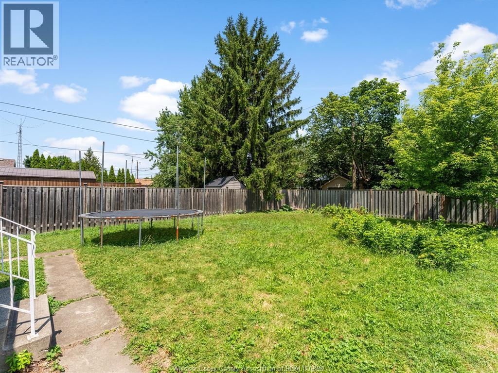 1794 Hall Avenue Property Photo 25