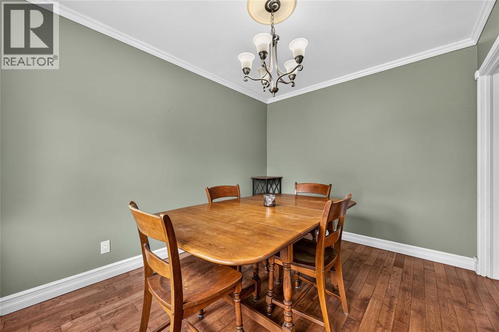 1108 Errol Road East Property Photo 9