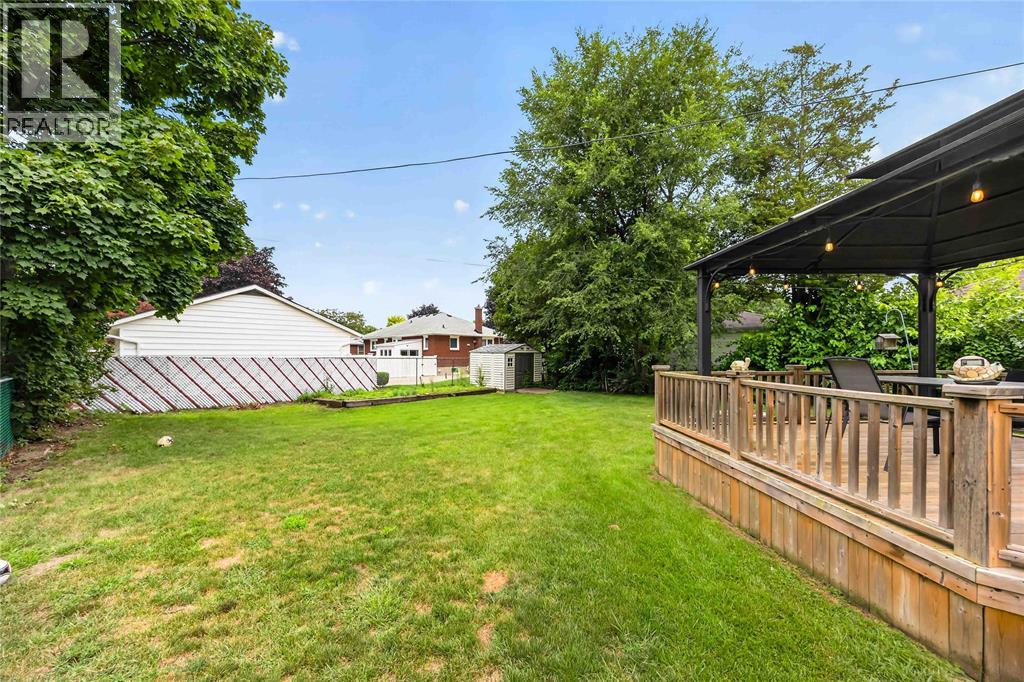 1108 Errol Road East Property Photo 36