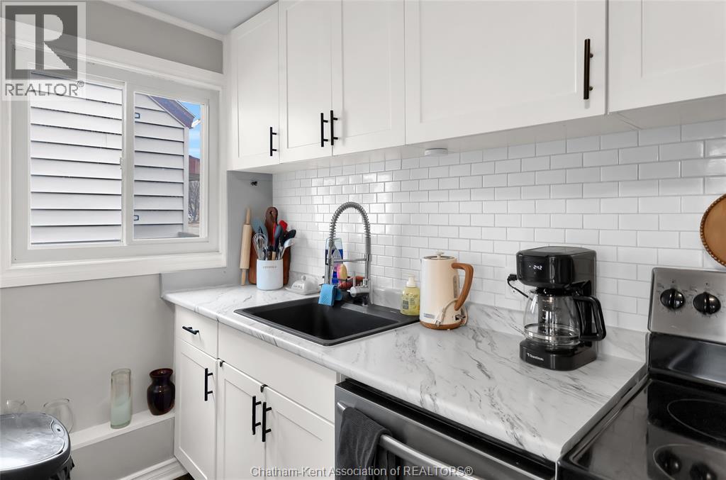 14 Mcnaughton Avenue Property Photo 3