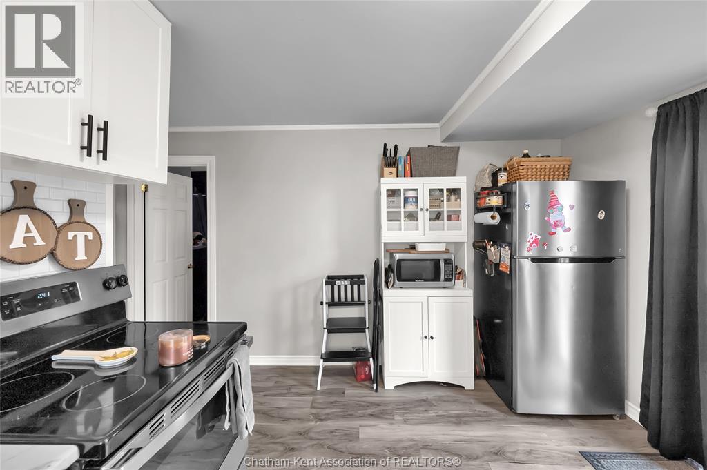 14 Mcnaughton Avenue Property Photo 5