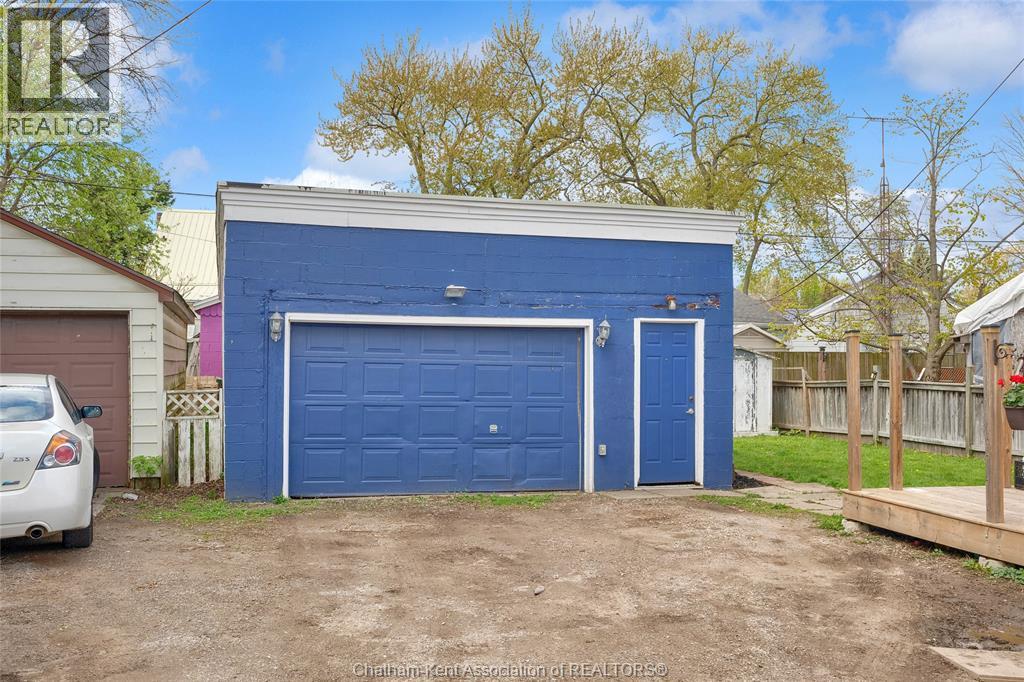 14 Mcnaughton Avenue Property Photo 28