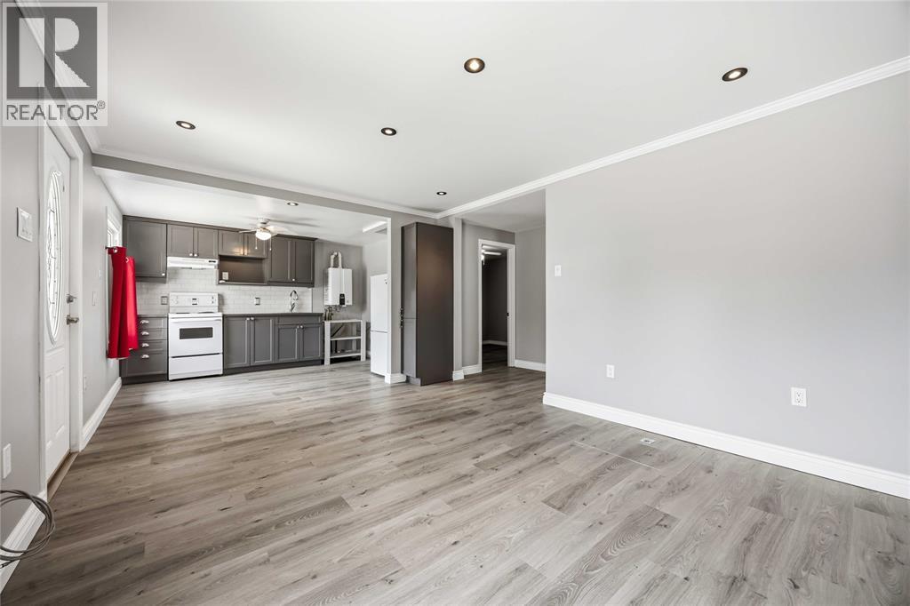 6 Mcnaughton Avenue Property Photo 6