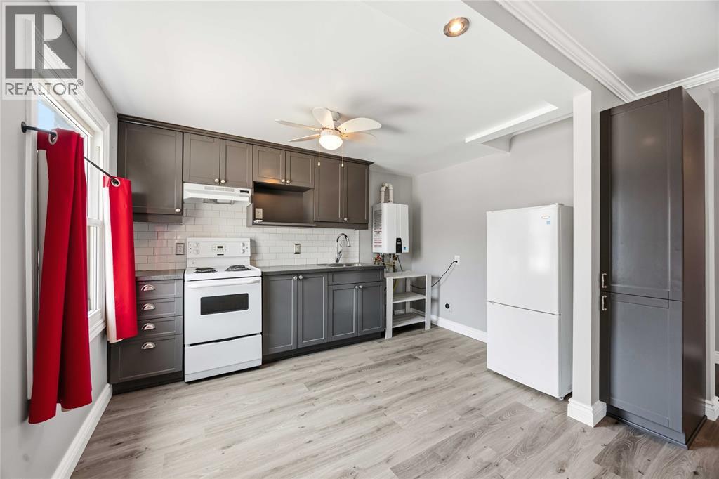 6 Mcnaughton Avenue Property Photo 8