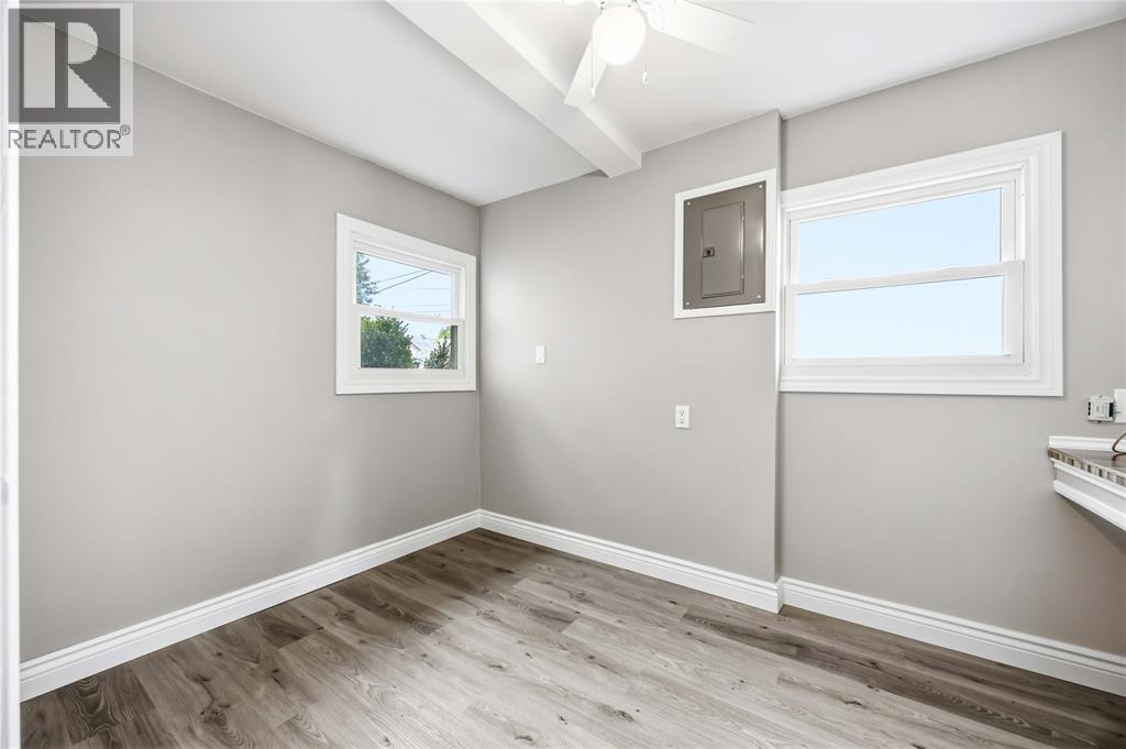 6 Mcnaughton Avenue Property Photo 15