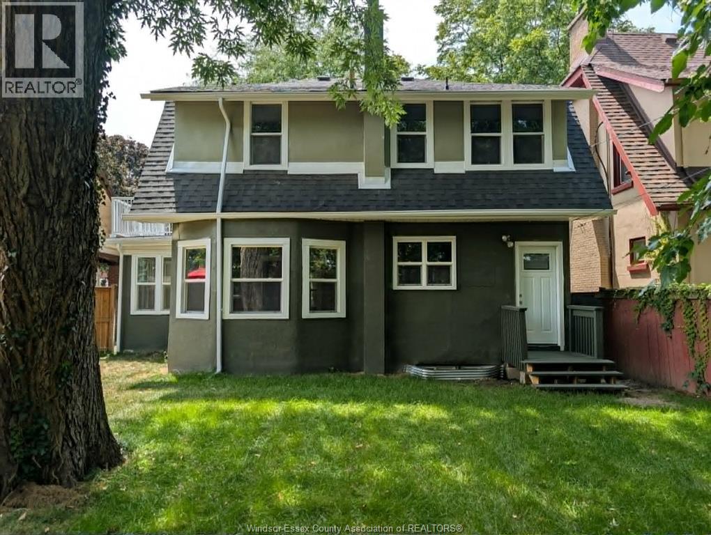 1484 Victoria Avenue Property Photo 4