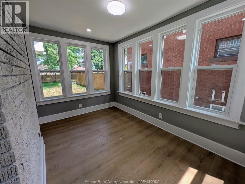 1484 Victoria Avenue Property Photo 15