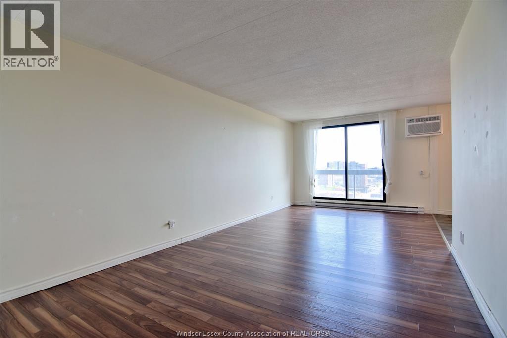 150 Park West Unit# 1812 Property Photo 8