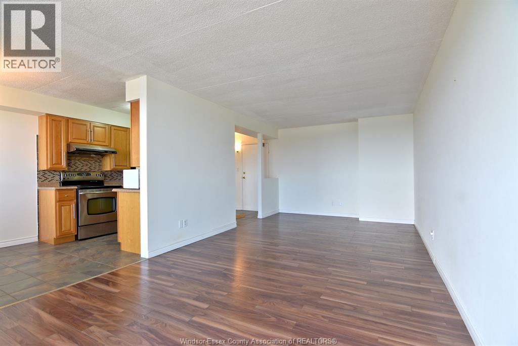 150 Park West Unit# 1812 Property Photo 11