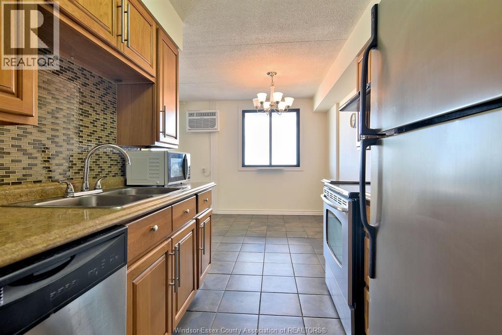 150 Park West Unit# 1812 Property Photo 15