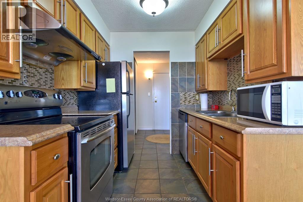 150 Park West Unit# 1812 Property Photo 16