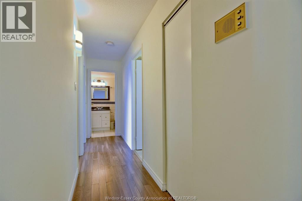 150 Park West Unit# 1812 Property Photo 23