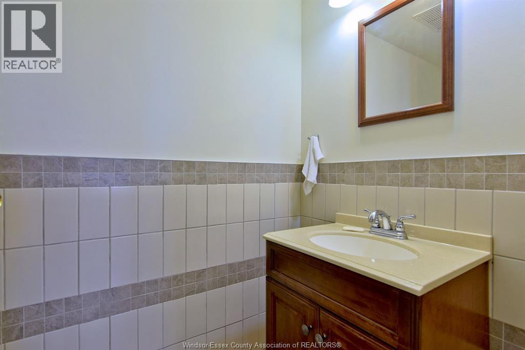 150 Park West Unit# 1812 Property Photo 31