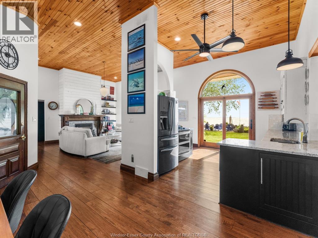 266 East Beach Road Property Photo 17