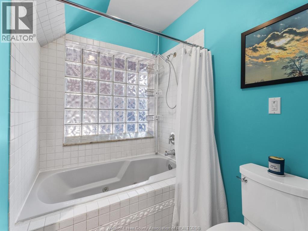 266 East Beach Road Property Photo 28