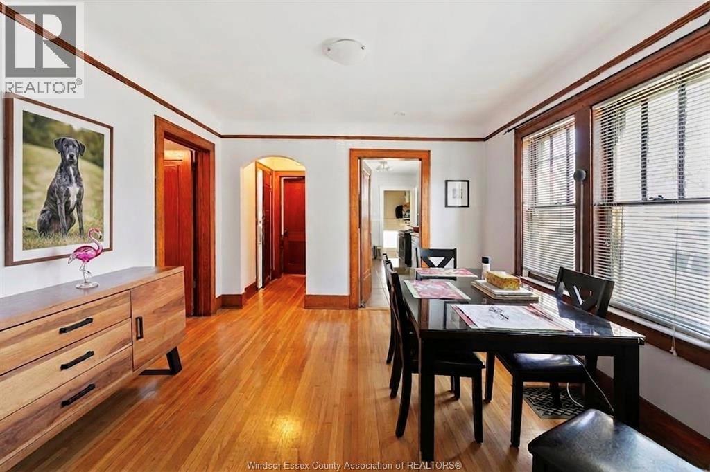 1596 Victoria Property Photo 6
