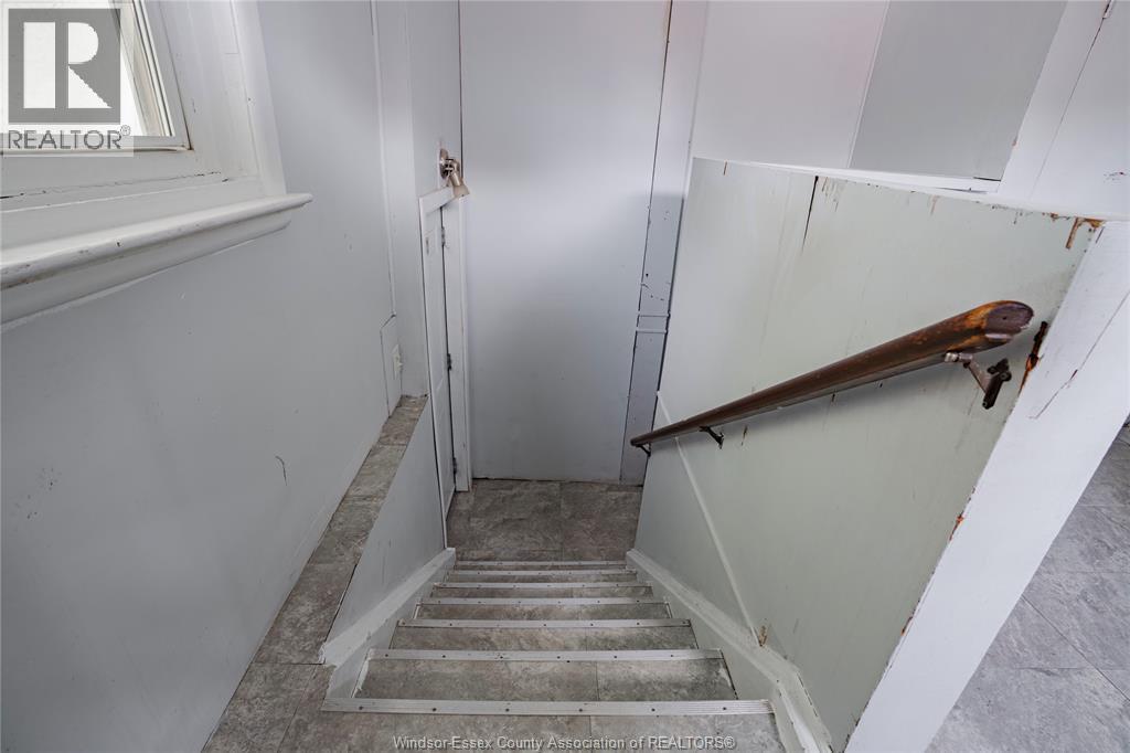 3668 King Street Property Photo 9