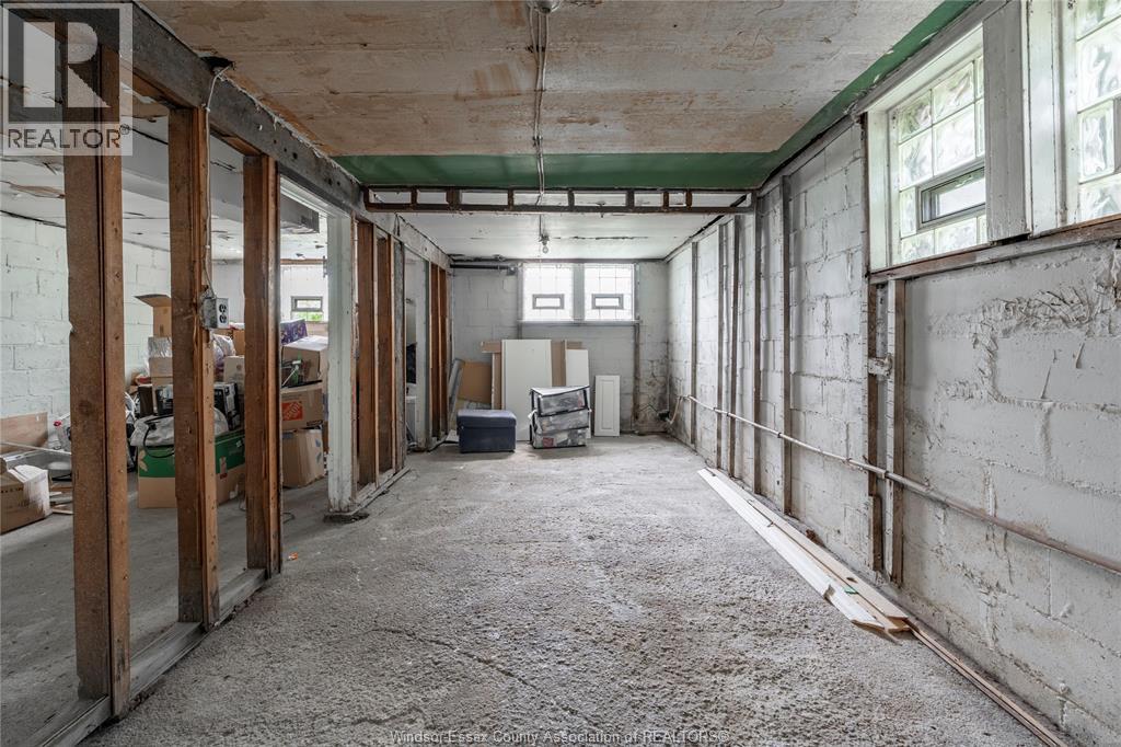 3668 King Street Property Photo 16