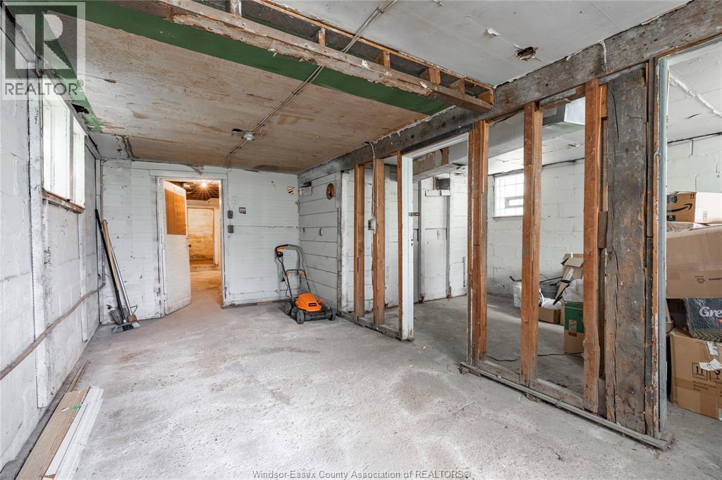 3668 King Street Property Photo 17
