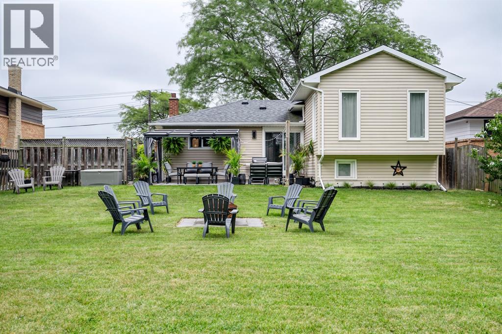 1049 Indian Road North Property Photo 43