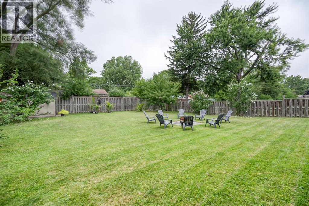 1049 Indian Road North Property Photo 47