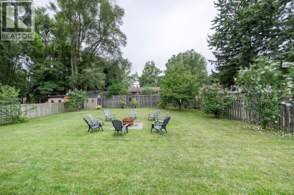 1049 Indian Road North Property Photo 48