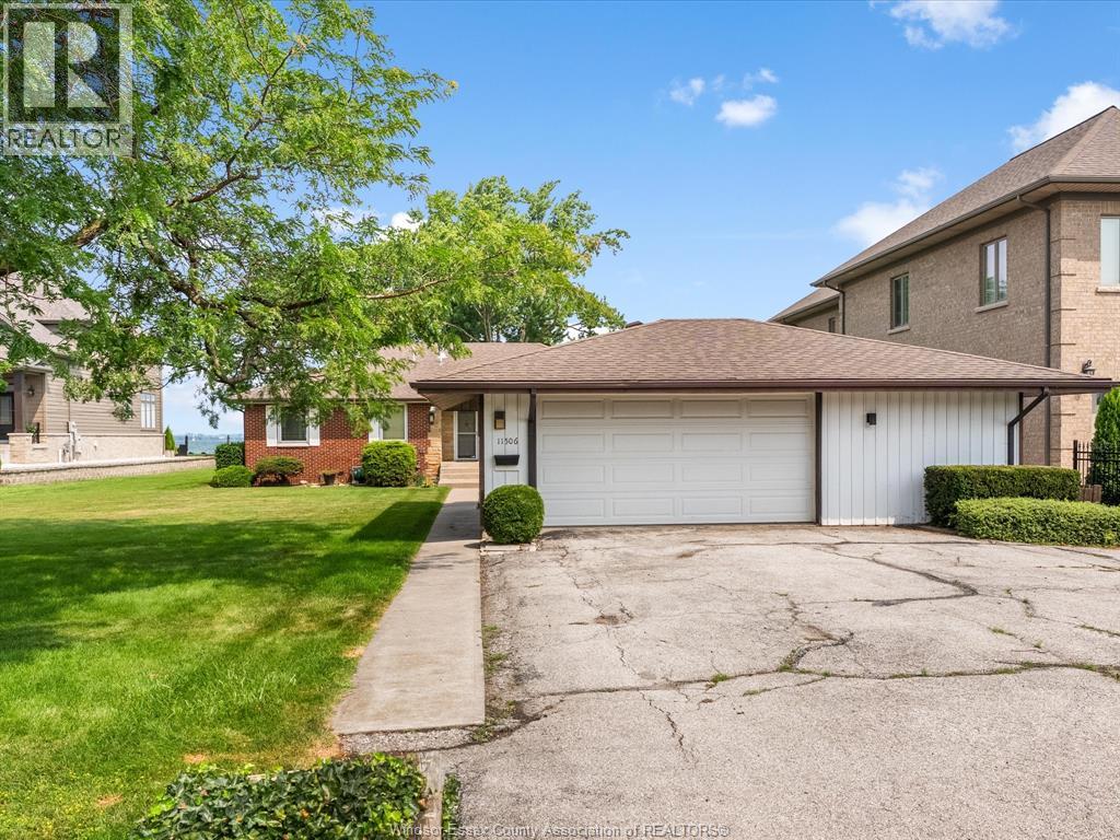 11506 Riverside Property Photo 2