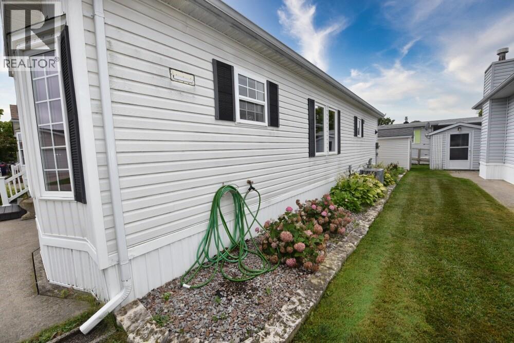 5700 Blackwell Sideroad Unit# 258 Property Photo 3