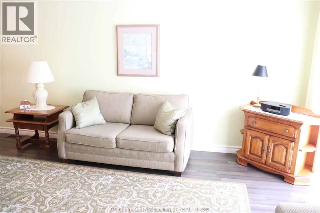 5 Autumn Court Property Photo 8