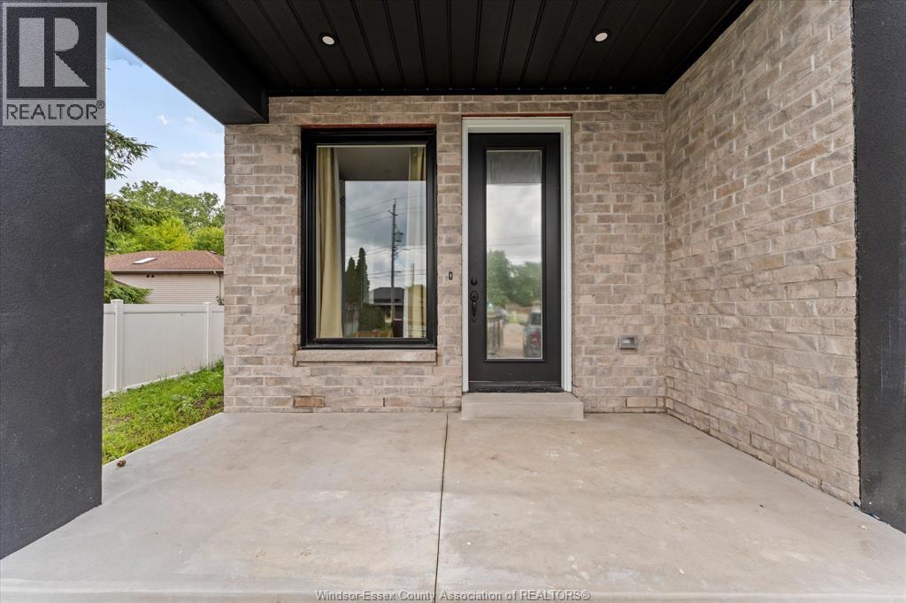 150 Old Front Unit# Main Property Photo 2