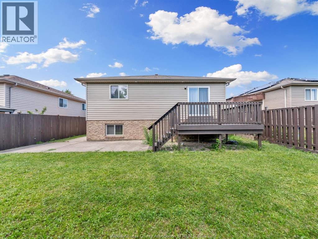 4844 Whitefish Crescent Property Photo 12