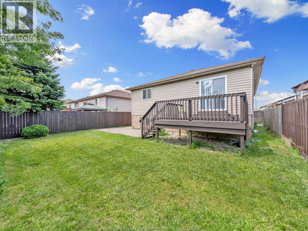 4844 Whitefish Crescent Property Photo 14