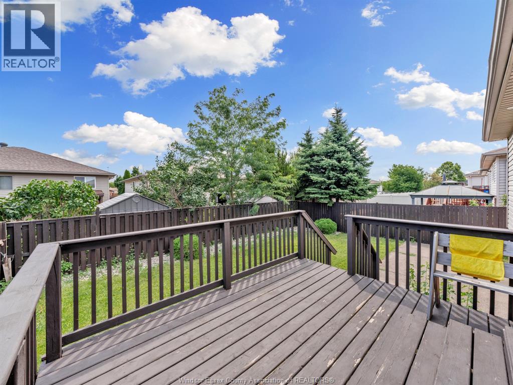4844 Whitefish Crescent Property Photo 16