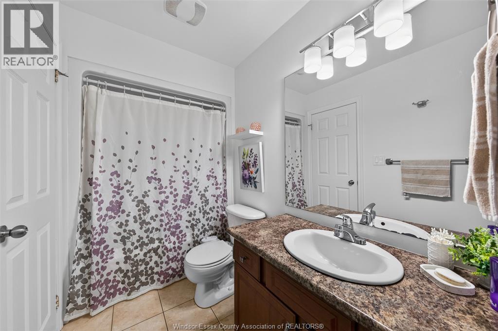 4844 Whitefish Crescent Property Photo 36