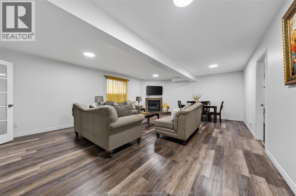4844 Whitefish Crescent Property Photo 41
