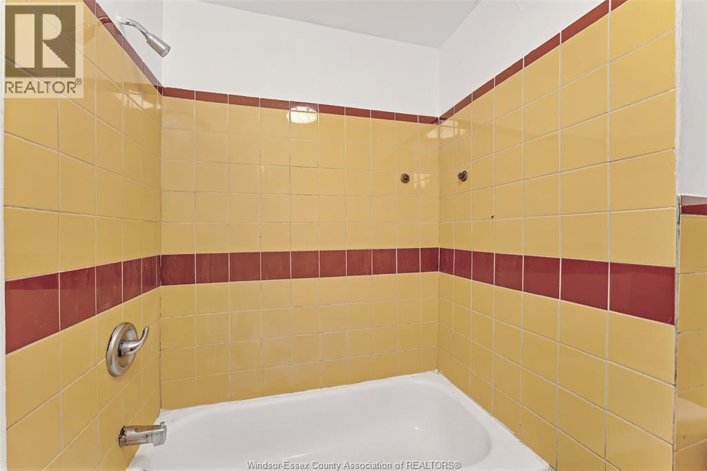 418 Caron Avenue Property Photo 14
