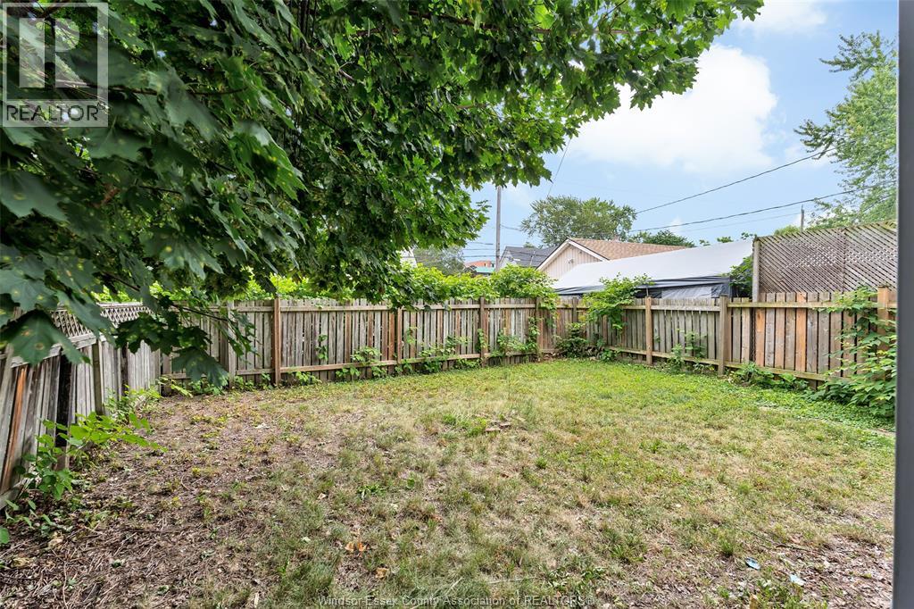 418 Caron Avenue Property Photo 4