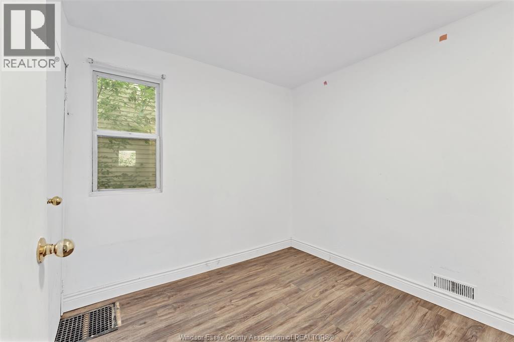 418 Caron Avenue Property Photo 12