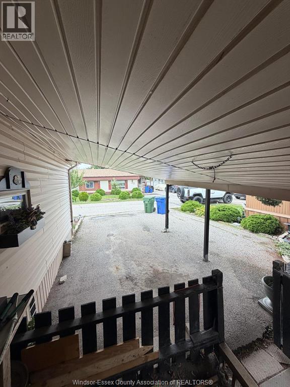 80 Suncrest Drive Property Photo 7