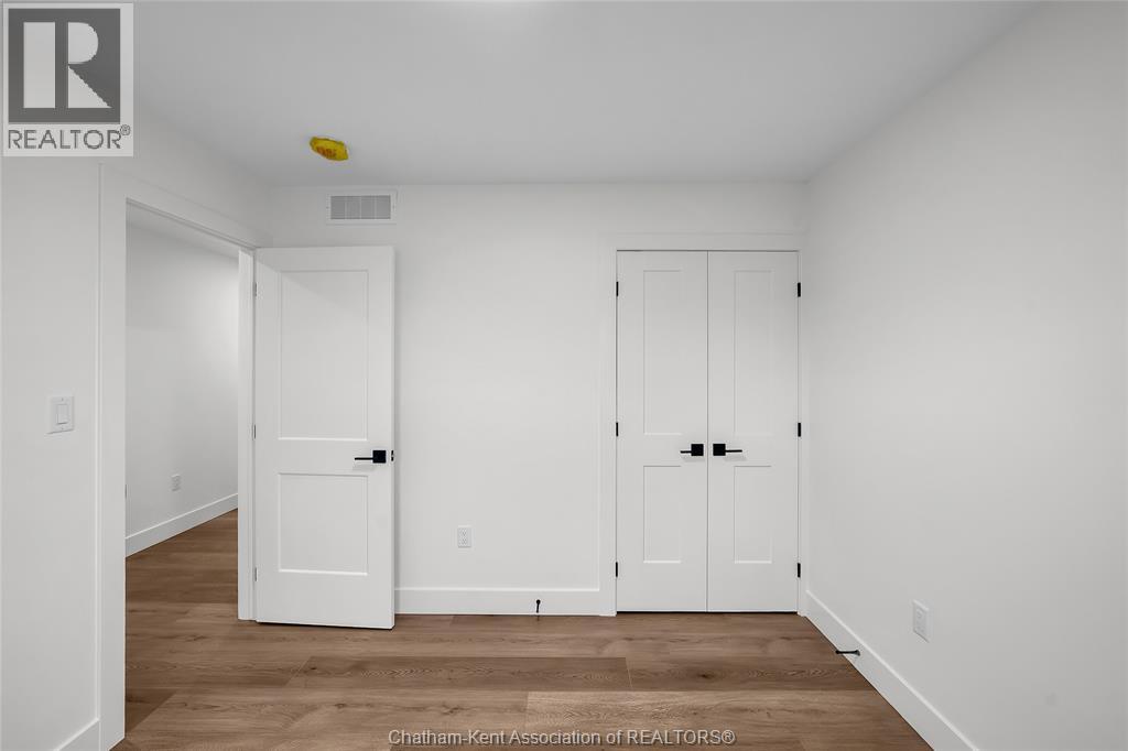 8 Cornerstone Place Property Photo 5