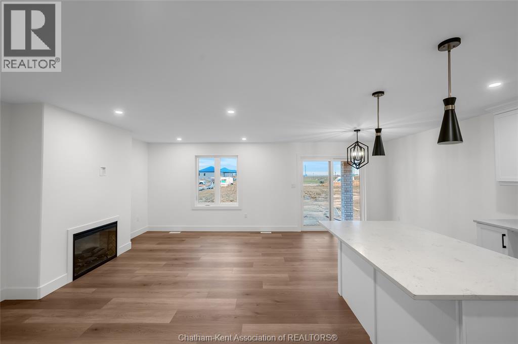 8 Cornerstone Place Property Photo 14