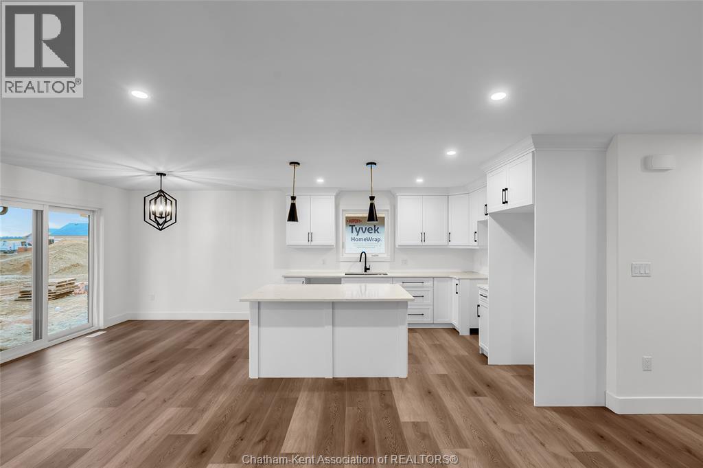 8 Cornerstone Place Property Photo 15