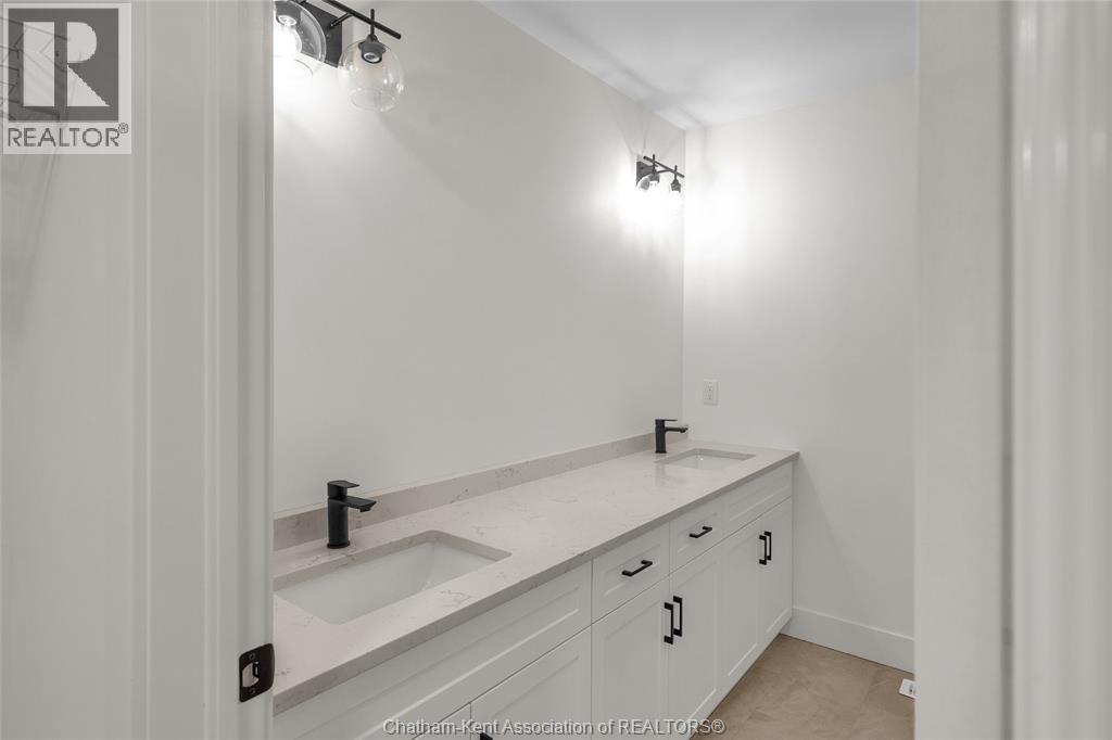 8 Cornerstone Place Property Photo 25