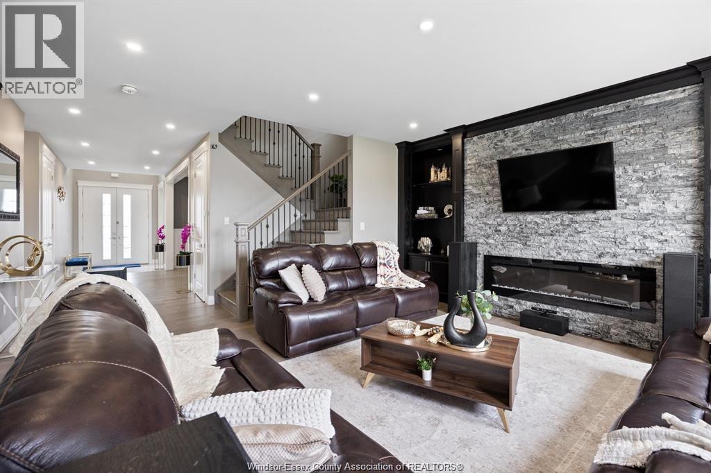 1389 Helsinki Street Property Photo 14