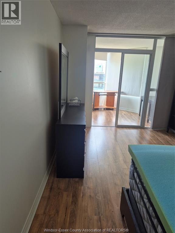 75 Riverside Drive East Unit# 1706 Property Photo 15