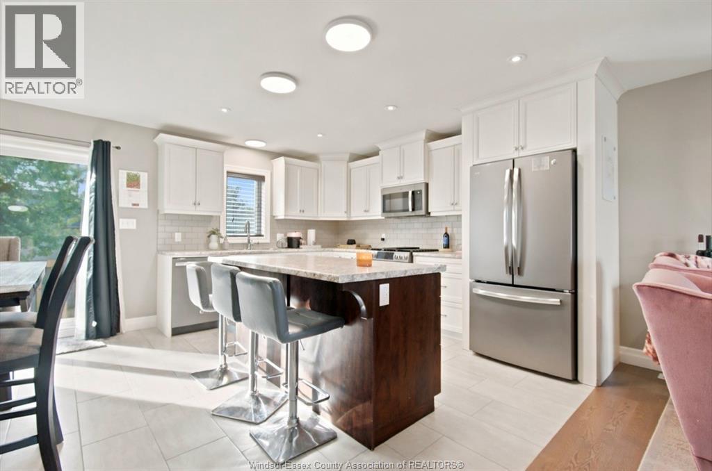 6 Joaney Lane Property Photo 8
